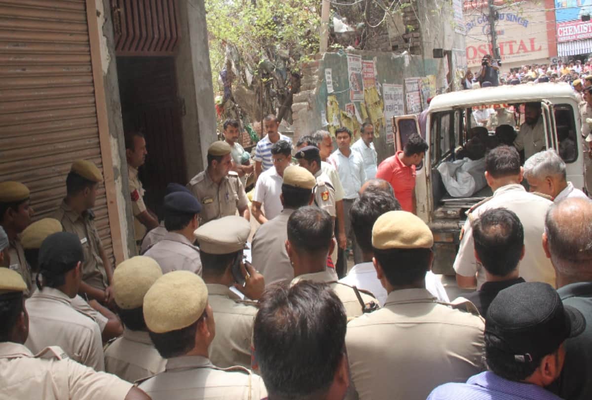 Four Years of Burari Case Know Full Story Of 11 mass suicide Deaths In Delhi News In Hindi
