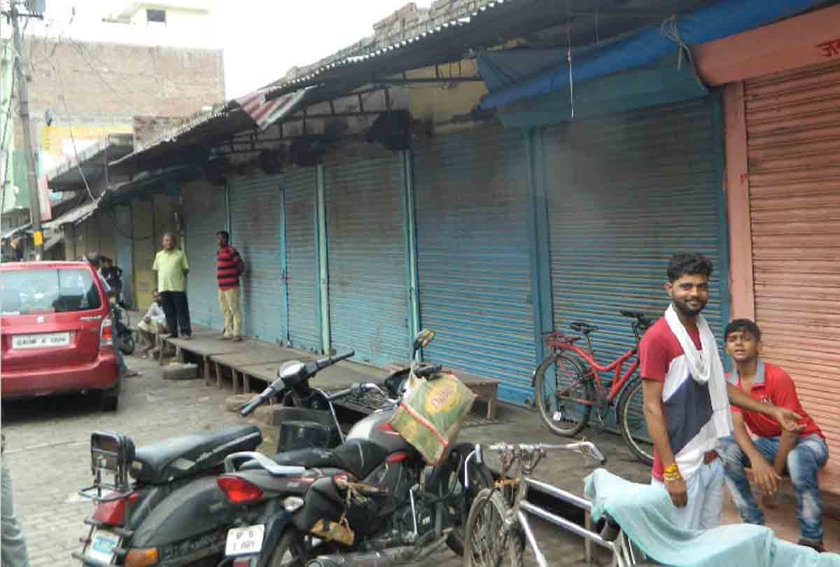 Team of Income Tax Department raided