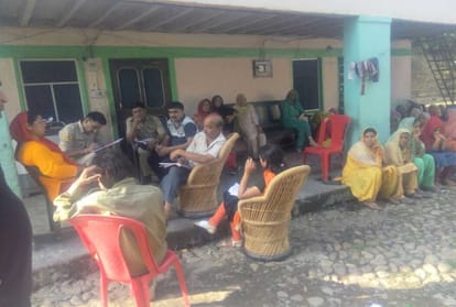 eleven years Girl burnt alive due to short circuit at hamirpur himachal