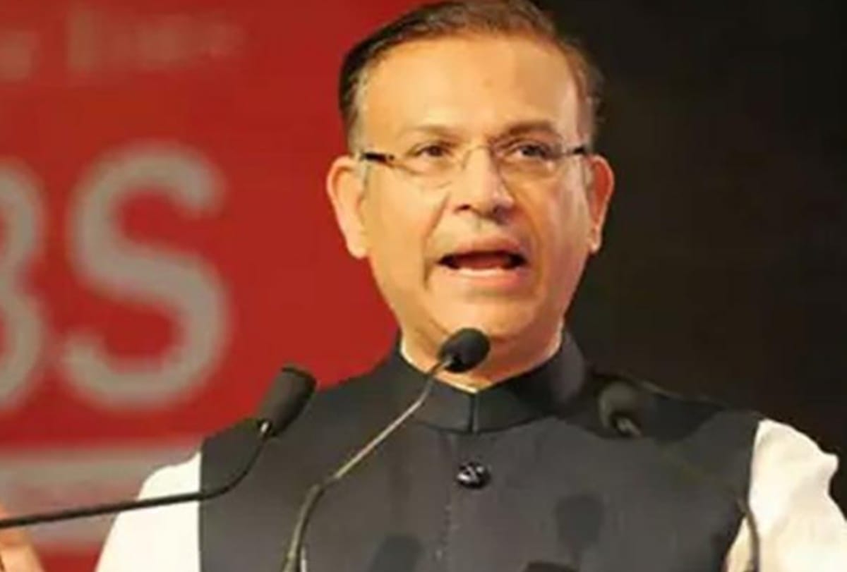 Jayant Sinha accusing Odisha CM Naveen Patnaik-led BJD govt of stalling development projects