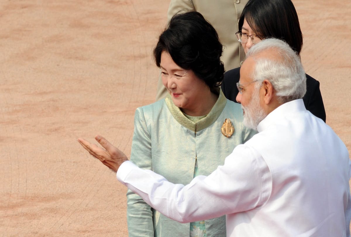 PM MODI Welcome to Korean president Moon Jae-in and First lady at rashtrapati bhavan