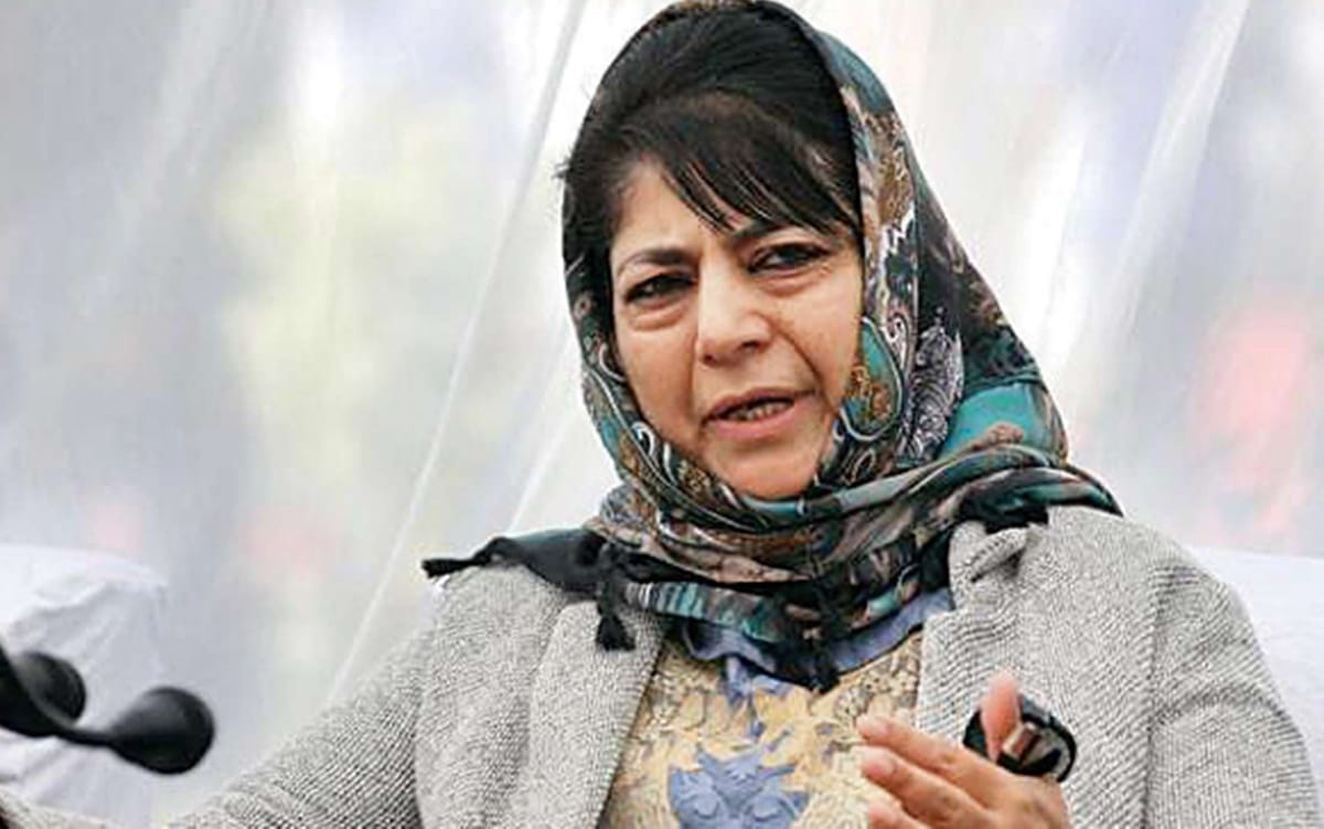 lok sabha election 2019: gautam gambhir and mehbooba mufti twitter war