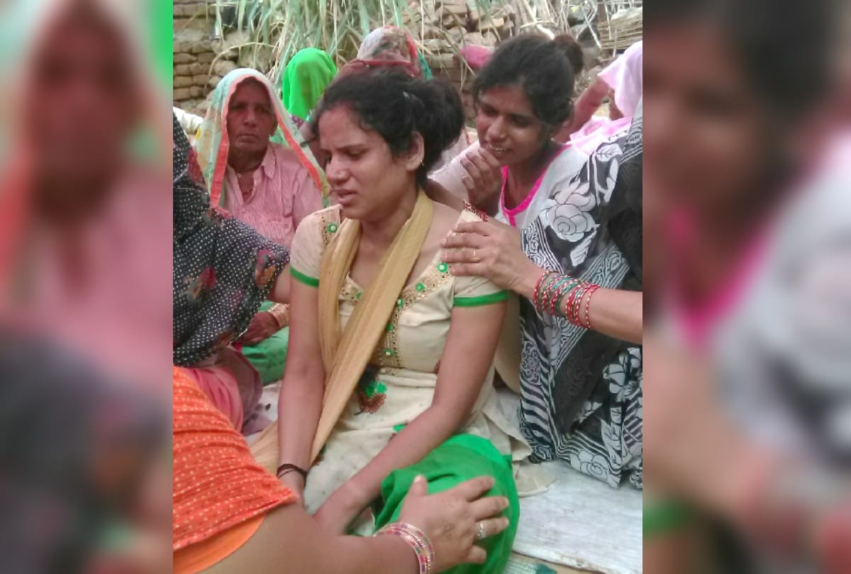 son agray for mother illicit relation with other man