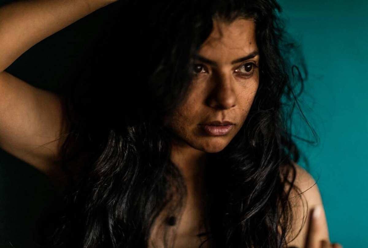 Sacred Games Love Making hot Scenes Actess Rajshri Deshpande Topless Video