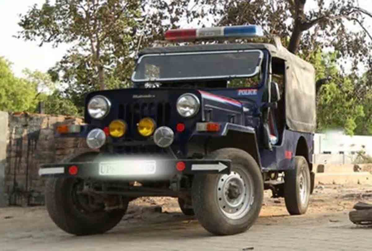Shameful act of up police in auraiya district