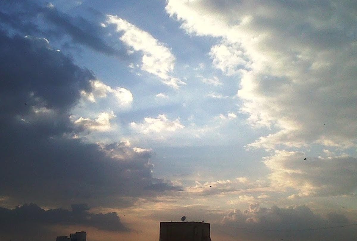 Rain and Thundershowers is very likely to occur today during next three hours 