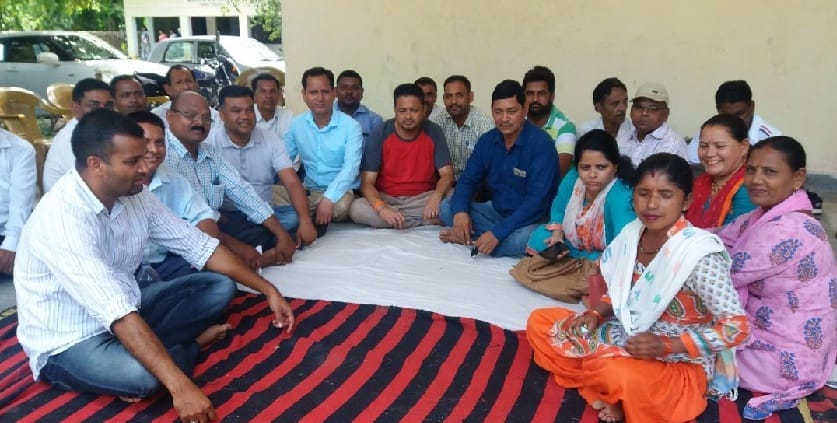 सामाजिक अंकेक्षण कार्य का किया विरोध