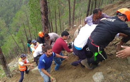 accident in all weather road at champawat