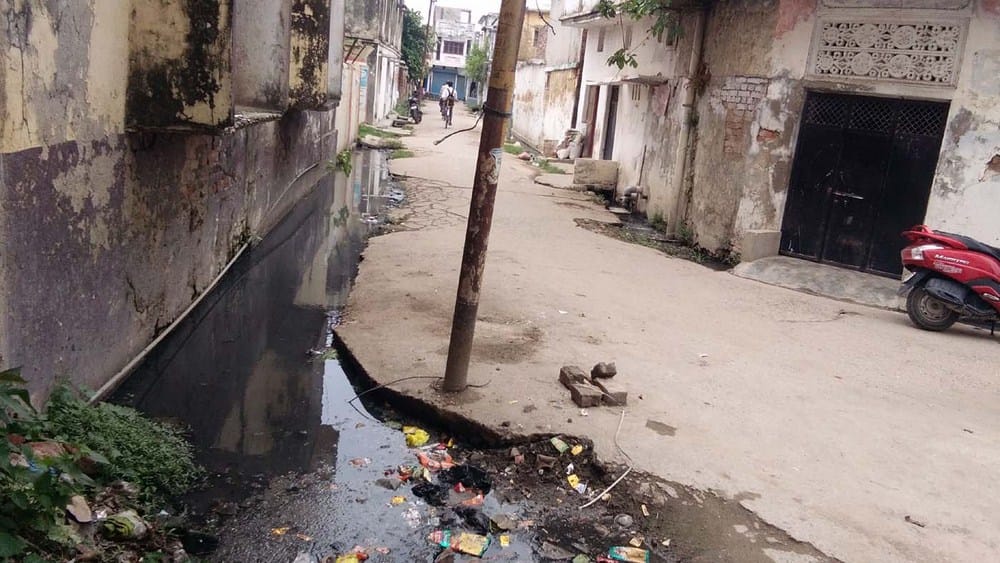 many problems in pikaura baksh