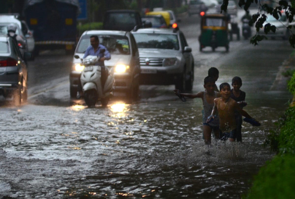 Delhi NCR has received light rain on Sunday morning