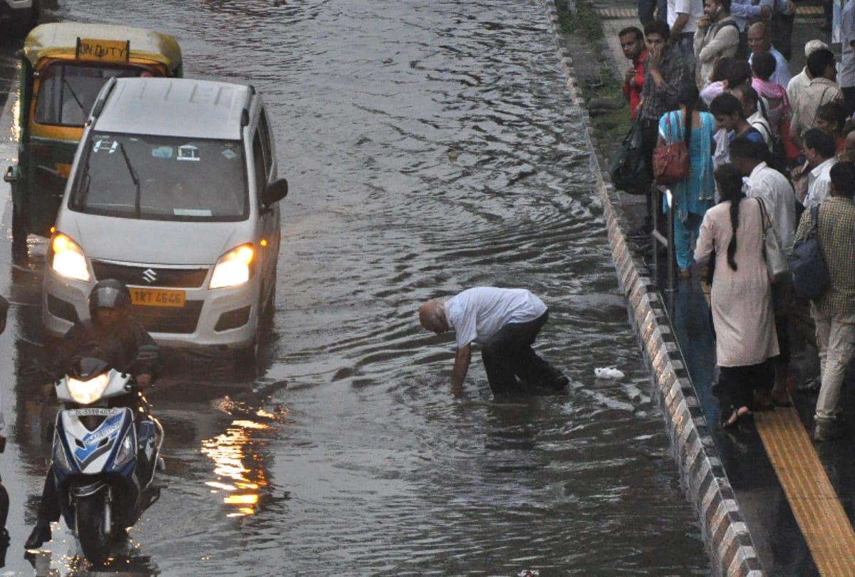 Heavy Rain In Delhi Ncr Weather Change