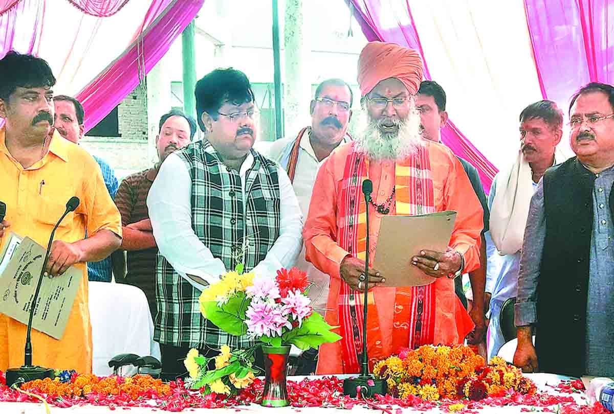  it will be India vs Pakistan If Modi becomes Prime Minister said Sakshi Maharaj