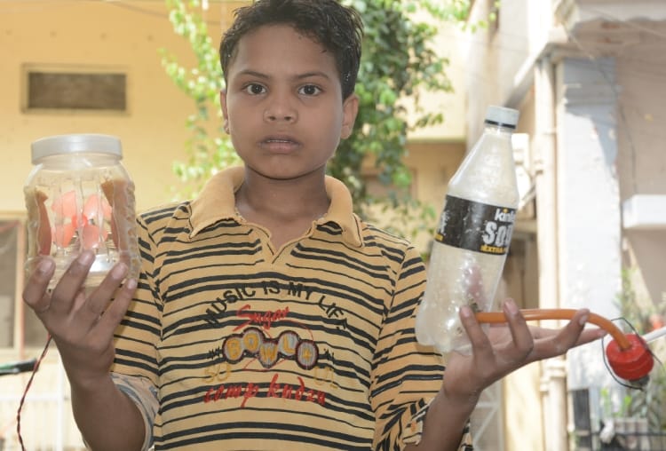13 year old shivam made battery operated cooler in lucknow