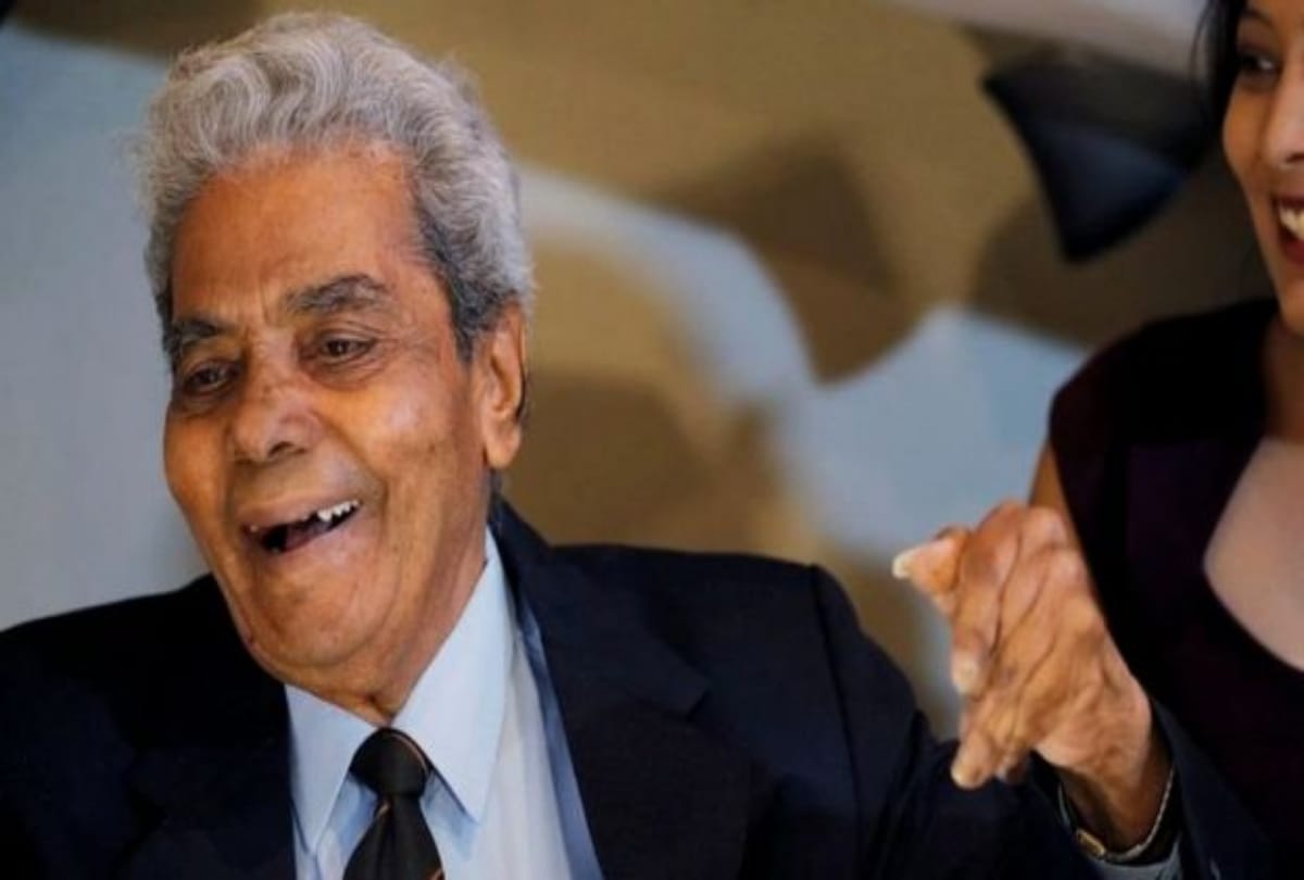 Know Why Shridhar Chillal cuts their nails after sixty six years