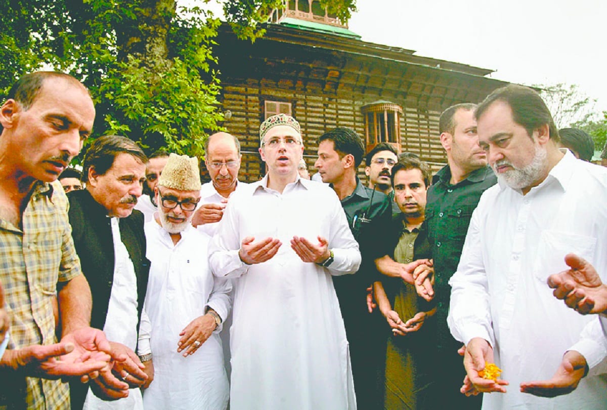 jammu kashmir omar abdullah said governor should dissolve the assembly