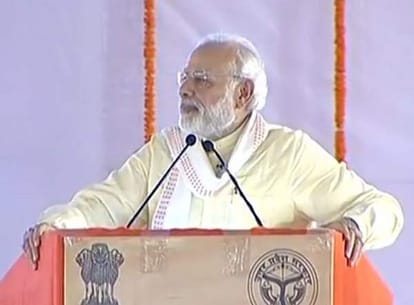 PM modi live update from varanasi visit