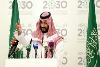 woman was arrested for hugging singer Majid al-Mohandis at a concert in Saudi Arabia