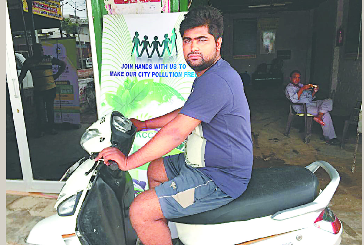first CNG scooter in Kanpur