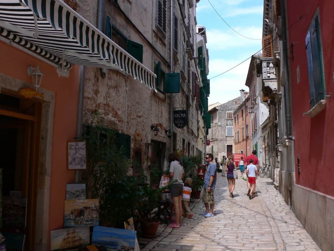 know the unknown facts about people of croatia 