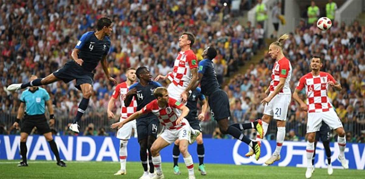 Dejan Lovren Lost control during the final of fifa world cup 2018