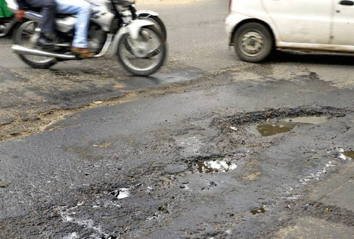  45 people killed due to pits in uttar pradesh
