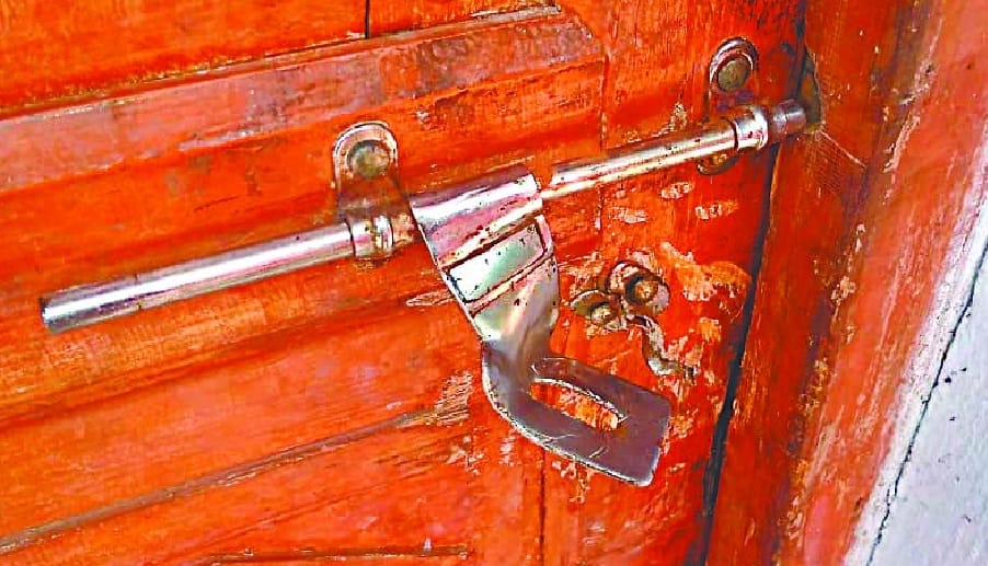 Theft of copper utensils from Dhanaksh temple