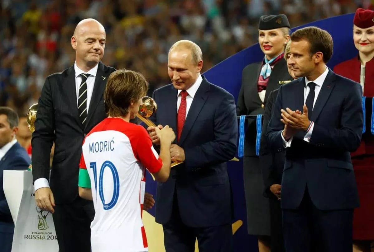 This is how Croatia president Kolinda Grabar KitarovićLuka cheers golden ball winner luka Modric 