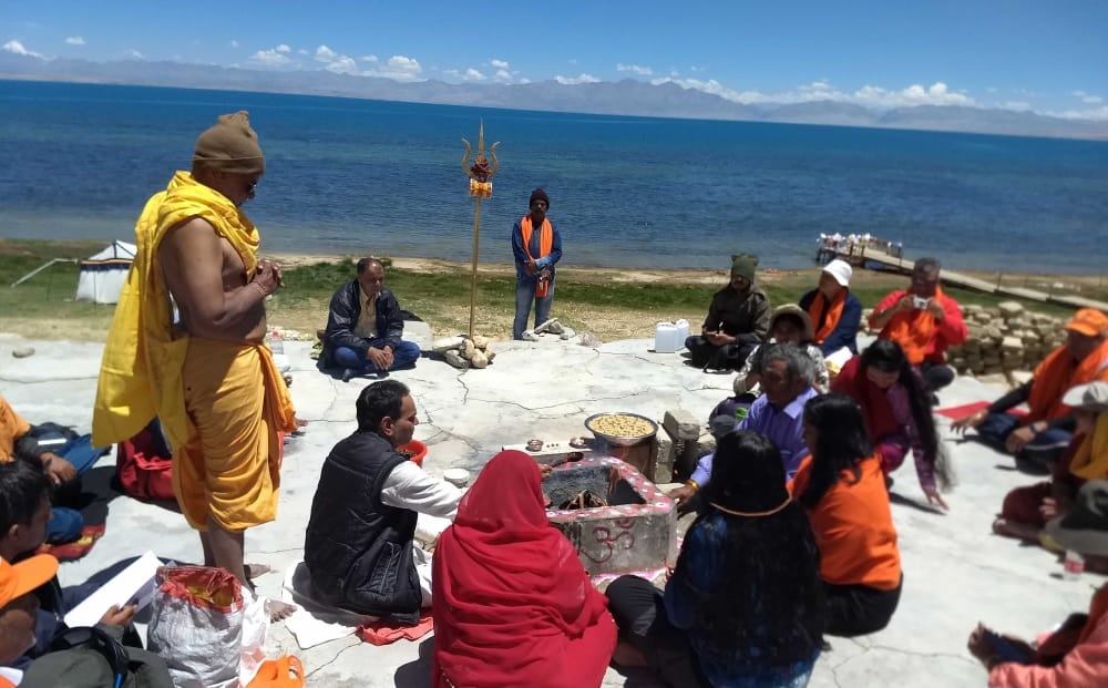 china took ban on kailash mansarovar lake snan