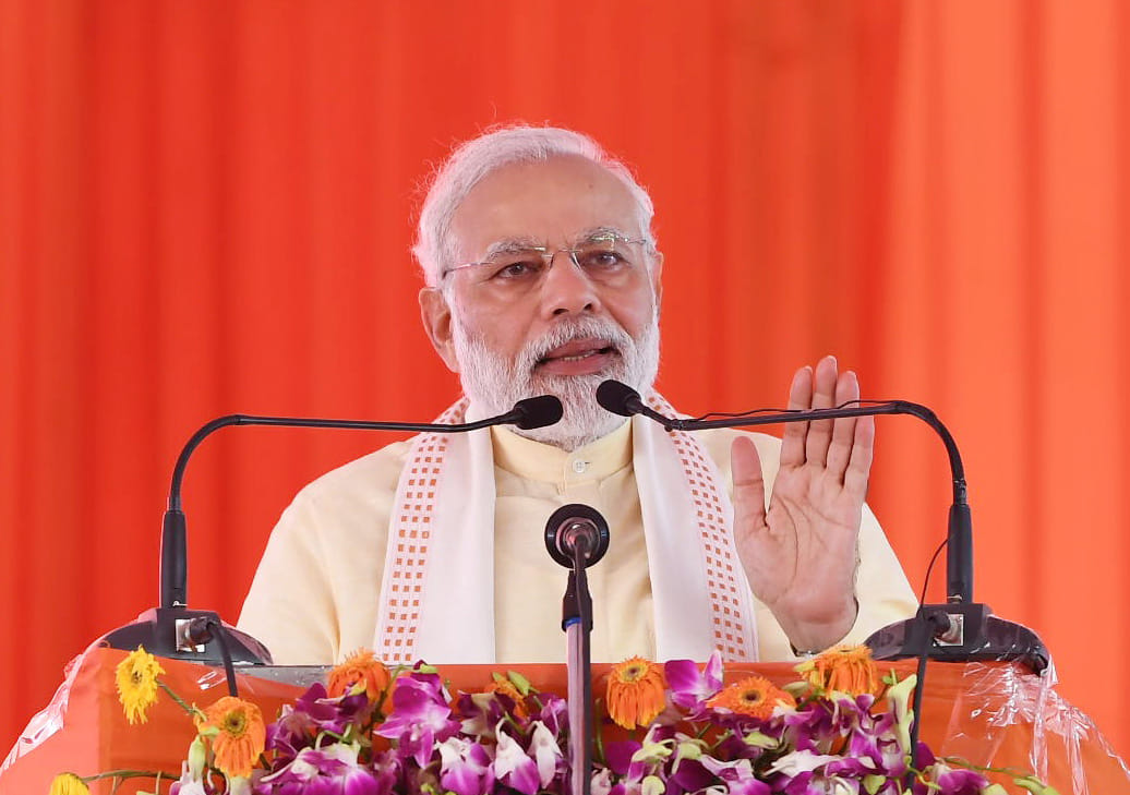 when PM modi called yogi adityanath with great honour