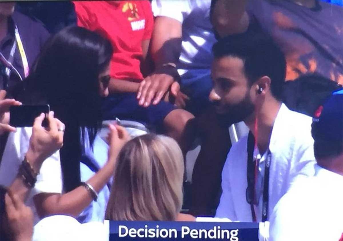 couple gets engage at lords during second odi between india and england