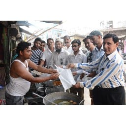 50 kilograms of polythene seized in sambhal and chandosi