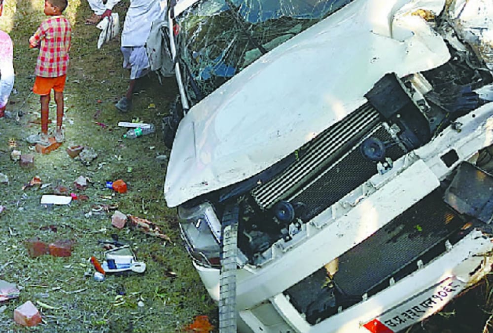 three died in an accident in raebareli.