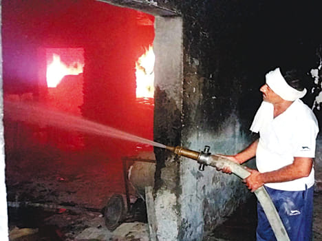 Fire in tents house, loss of 25 million