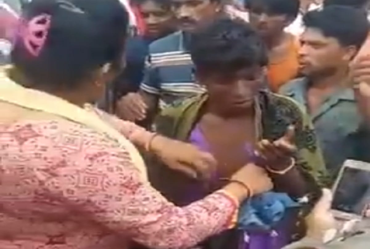 boyfriend had to go through the village of Girlfriend after Disguisingly of the woman