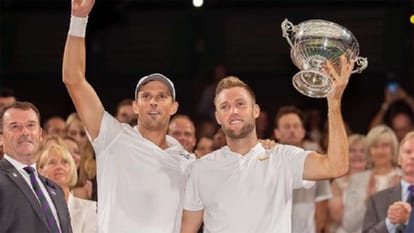 Novak Djokovic beats Kevin anderson and clinches wimbledon open title