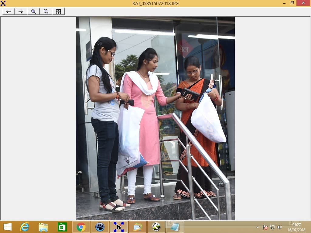 The chetia itself too! Do not Use Polythene