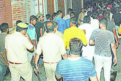 UP: firing, stress, police force deployed in Shamli district
