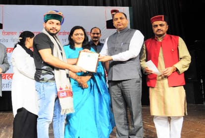 State women commission awarded daughters of himachal for their achievement