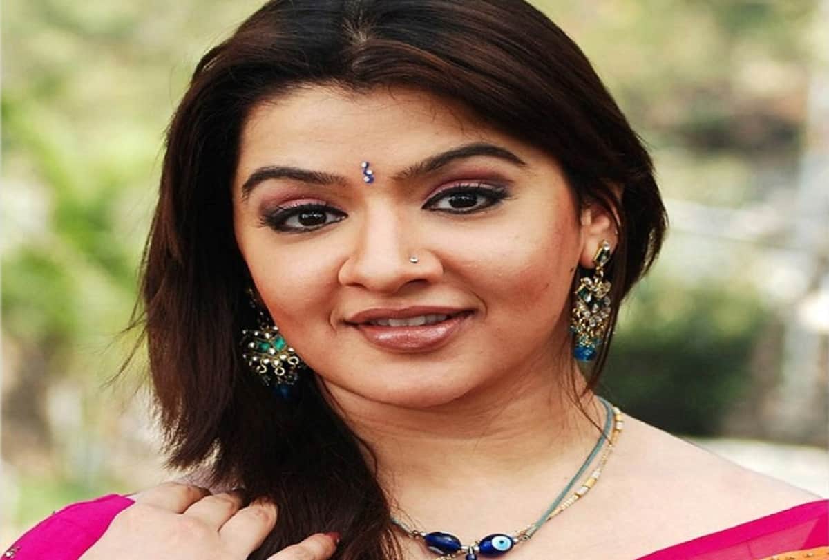 top 5 south film industry actress died in younger 