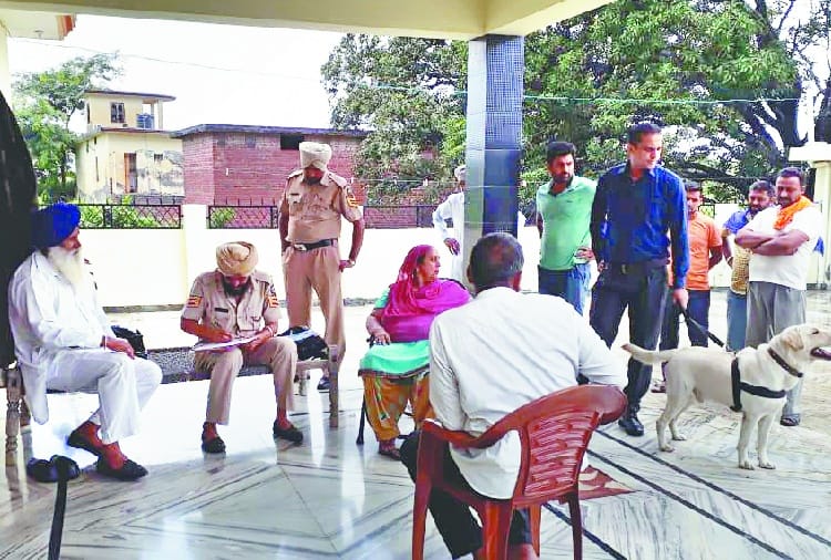 साऊवाल के तीन घरों में चोरी की वारदात