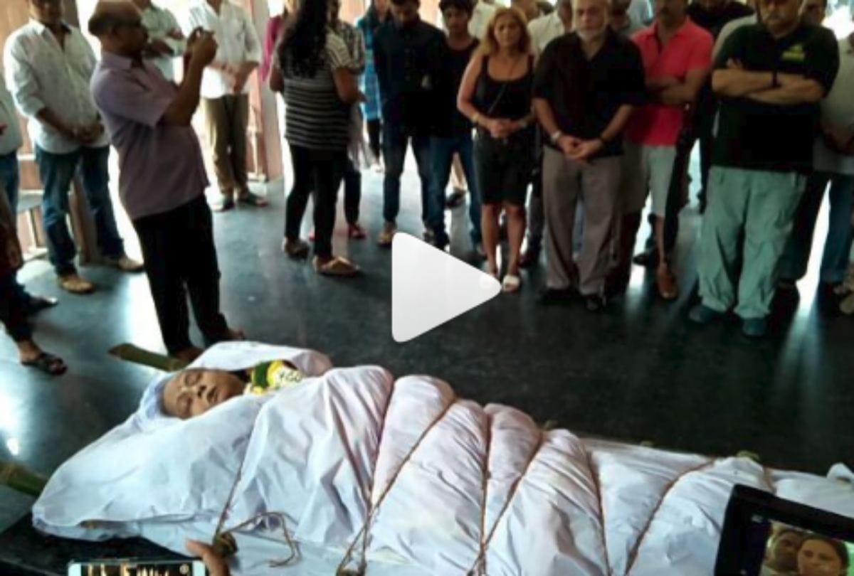 Friends and family paid last tribute to Rita Bhaduri at her funeral photos 