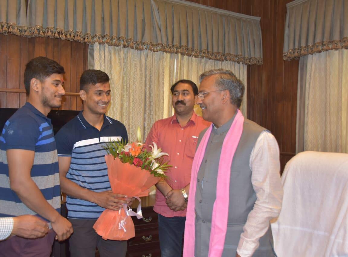 uttarakhand twin brother shines in the world