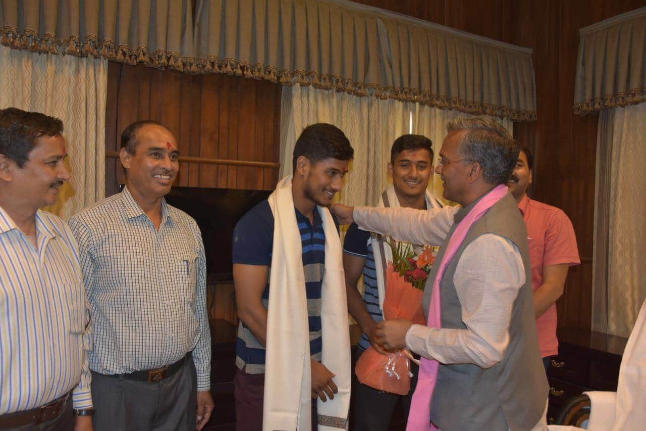 uttarakhand twin brother shines in the world