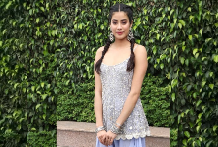  Chandigarh, sridevi daughter jhanvi kapoor with inshan khattar for dhadak promotion