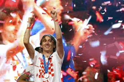 lionel messi getting tough competition for ballon d or award 