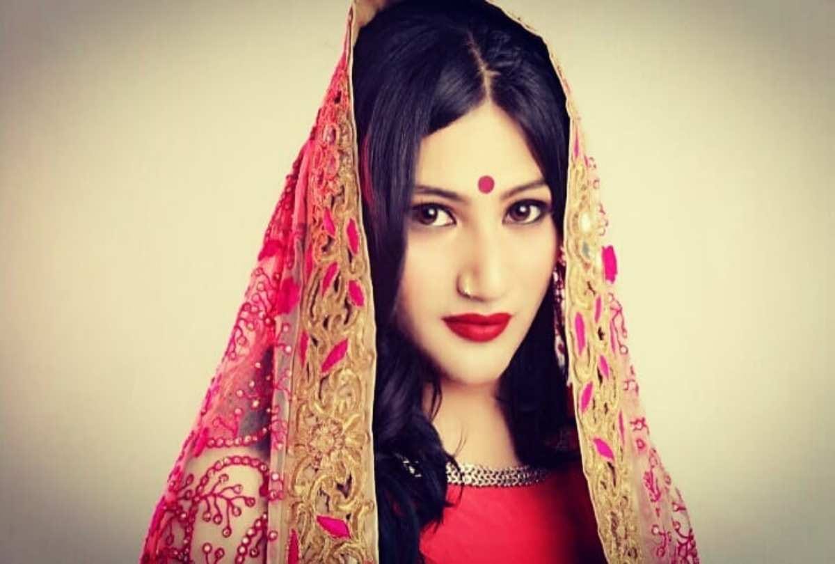 Bigg Boss 13 news Mahika Sharma said Mahira Sharma in weak contestant in salman khan show