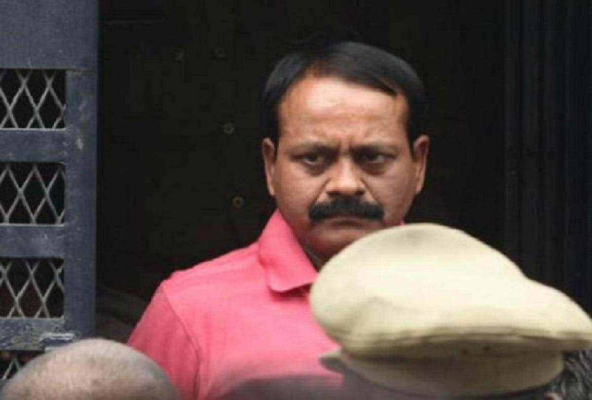 jailer and deputy jailer suspended.