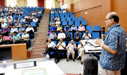 BHU vice chancellor said that IMS will get hundred new doctors till gandhi jayanti