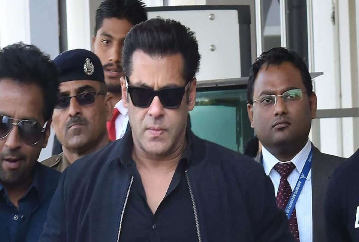 Salman khan will not work with Priyanka chopra in future