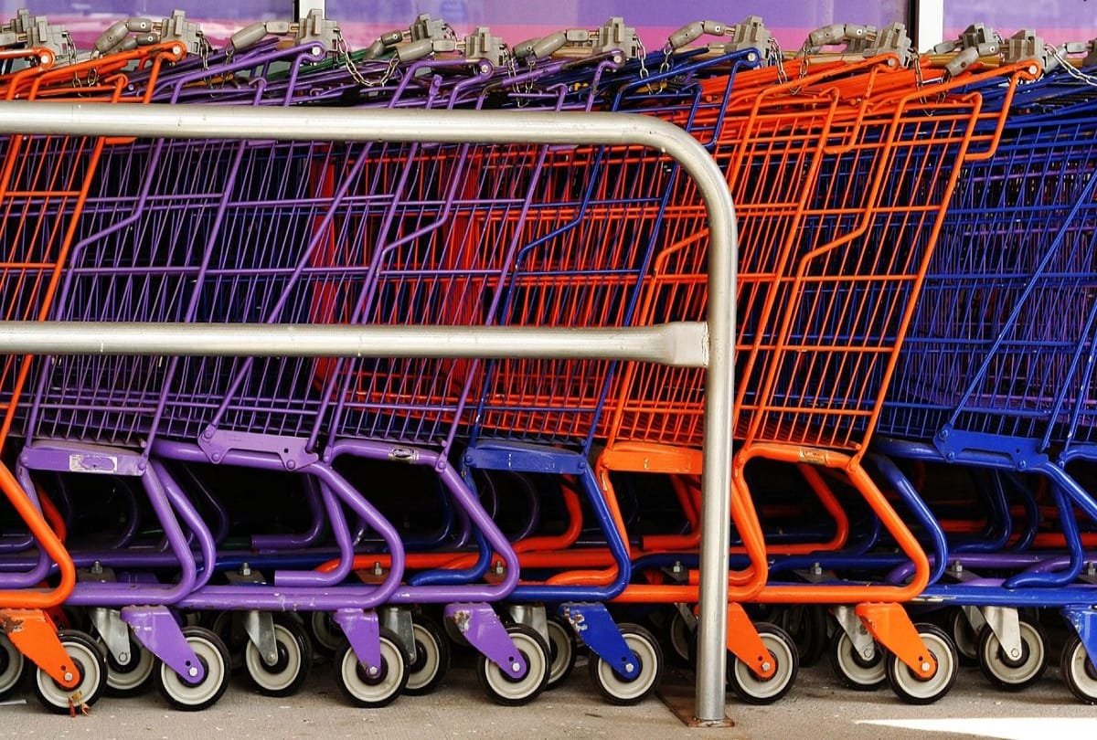 Video viral of a man who made a motorized shopping cart 